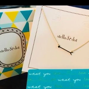 Stella & Dot “On the Mark” necklace